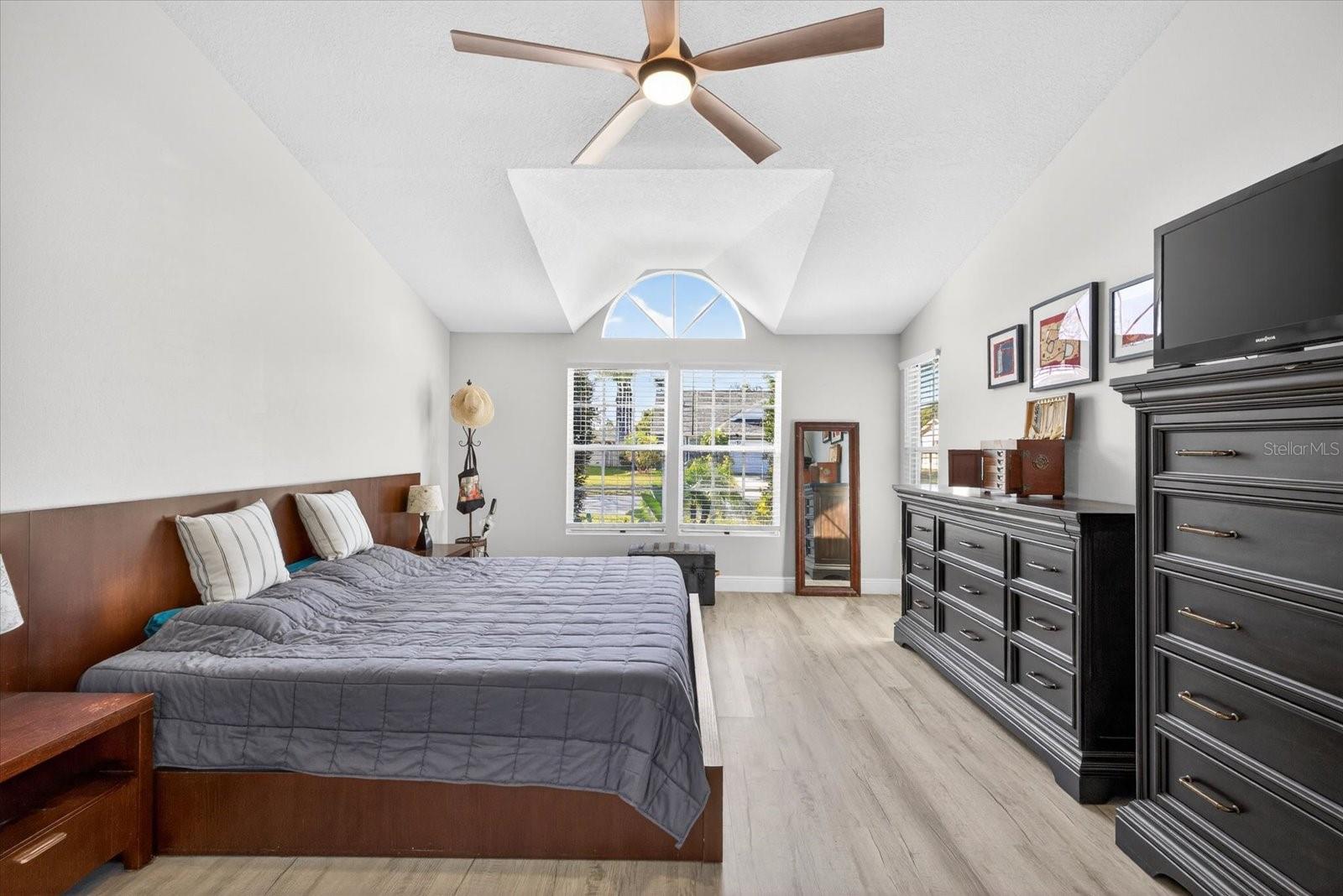 Image 13 of 67 For 5720 Redhawk Drive