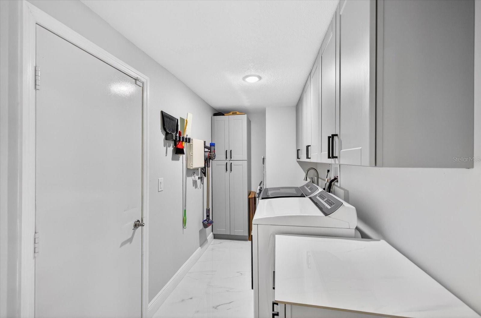 Image 23 of 67 For 5720 Redhawk Drive