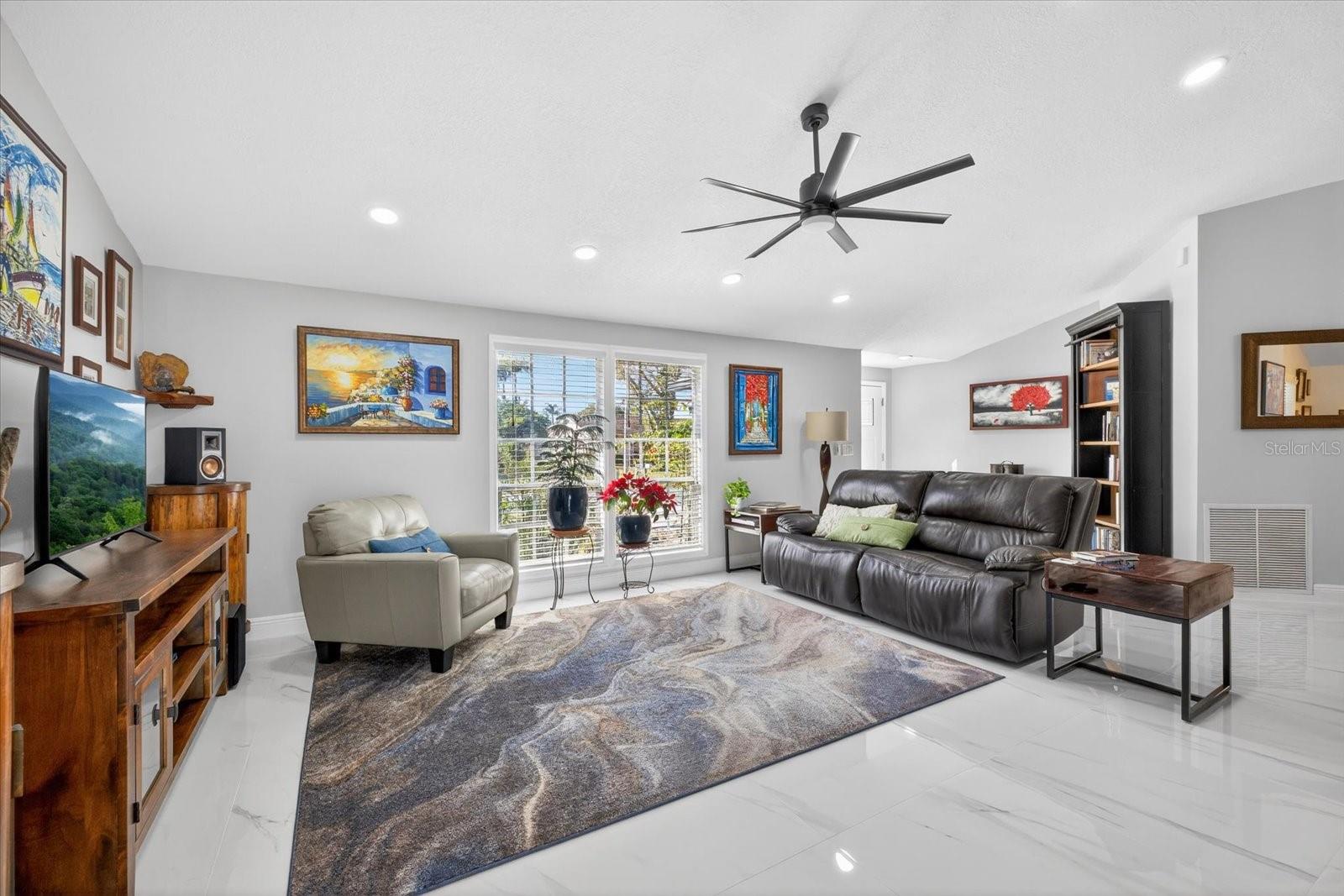 Image 9 of 67 For 5720 Redhawk Drive