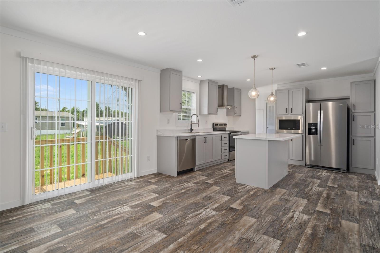 Image 13 of 29 For 16077 Bradenton Street