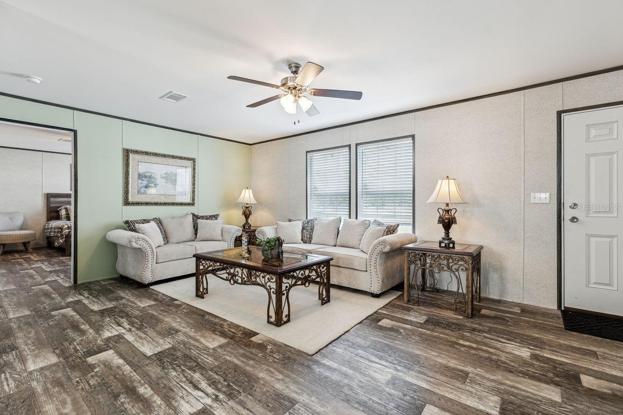 Image 8 of 29 For 16077 Bradenton Street