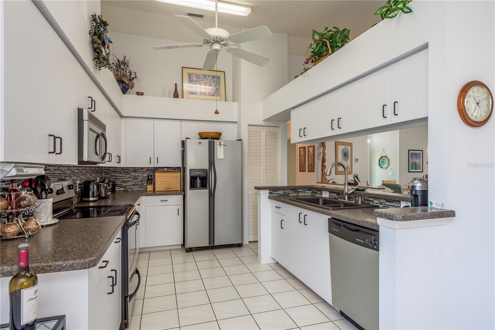 Image 17 of 30 For 6045 Country Ridge Lane