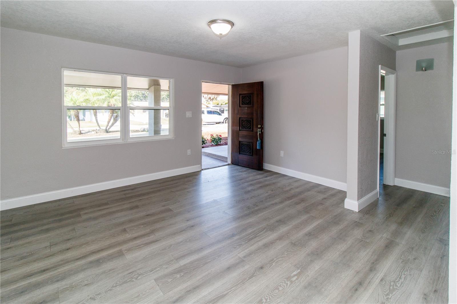 Image 23 of 36 For 7122 Astor Drive