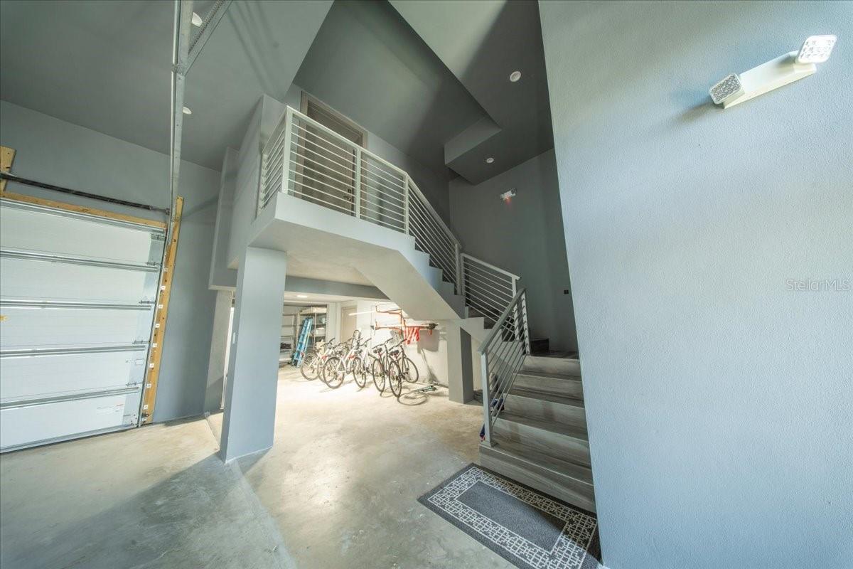 Image 31 of 85 For 118 Avenue E