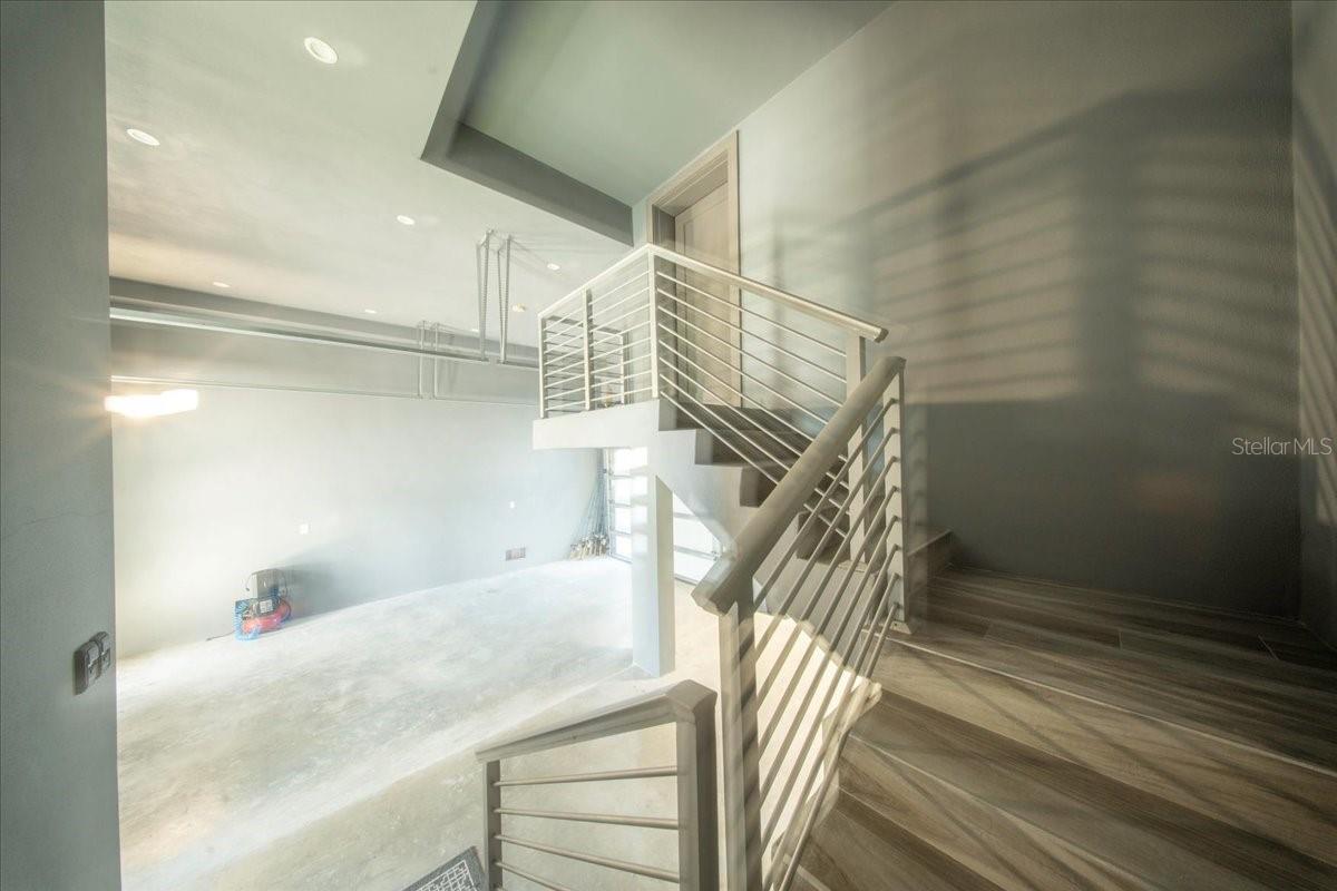 Image 35 of 85 For 118 Avenue E