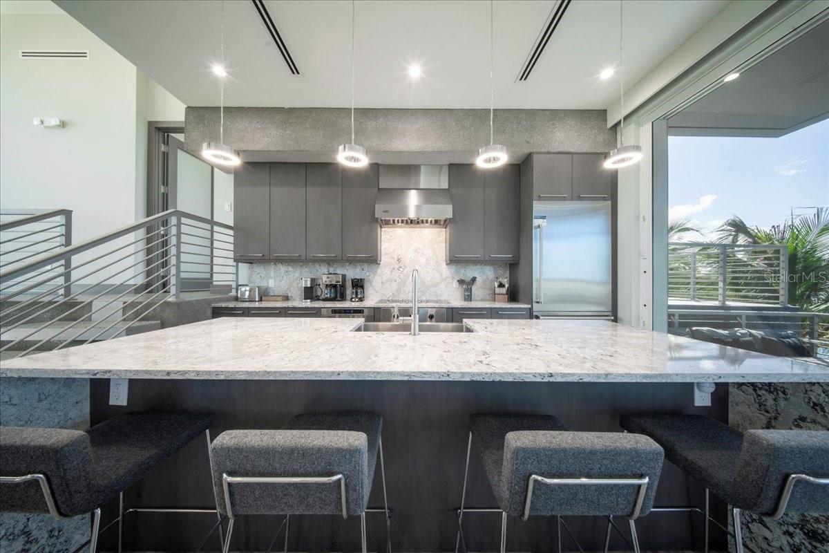 Image 56 of 85 For 118 Avenue E