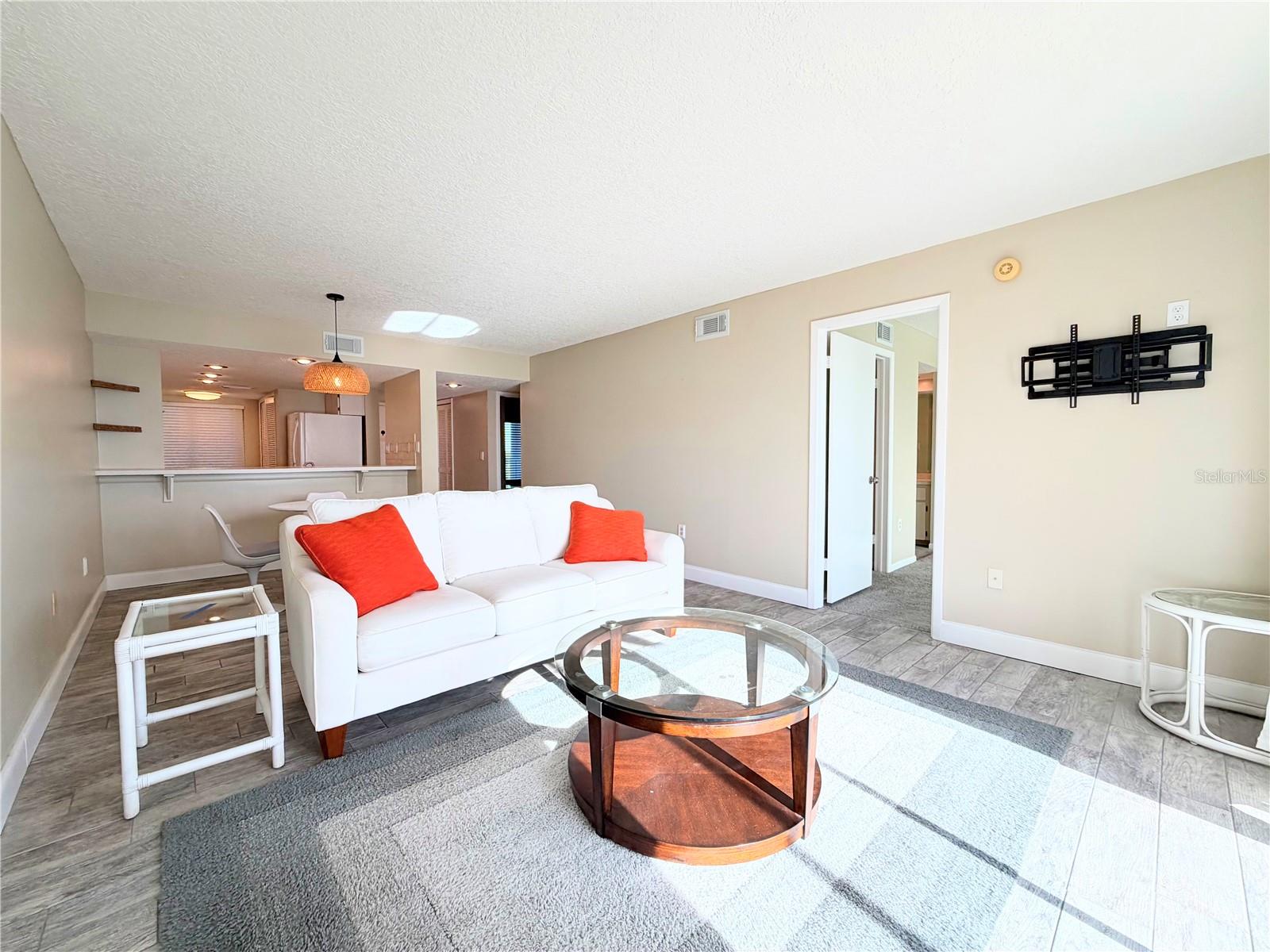 Image 4 of 15 For 4550 Bay Boulevard 1224