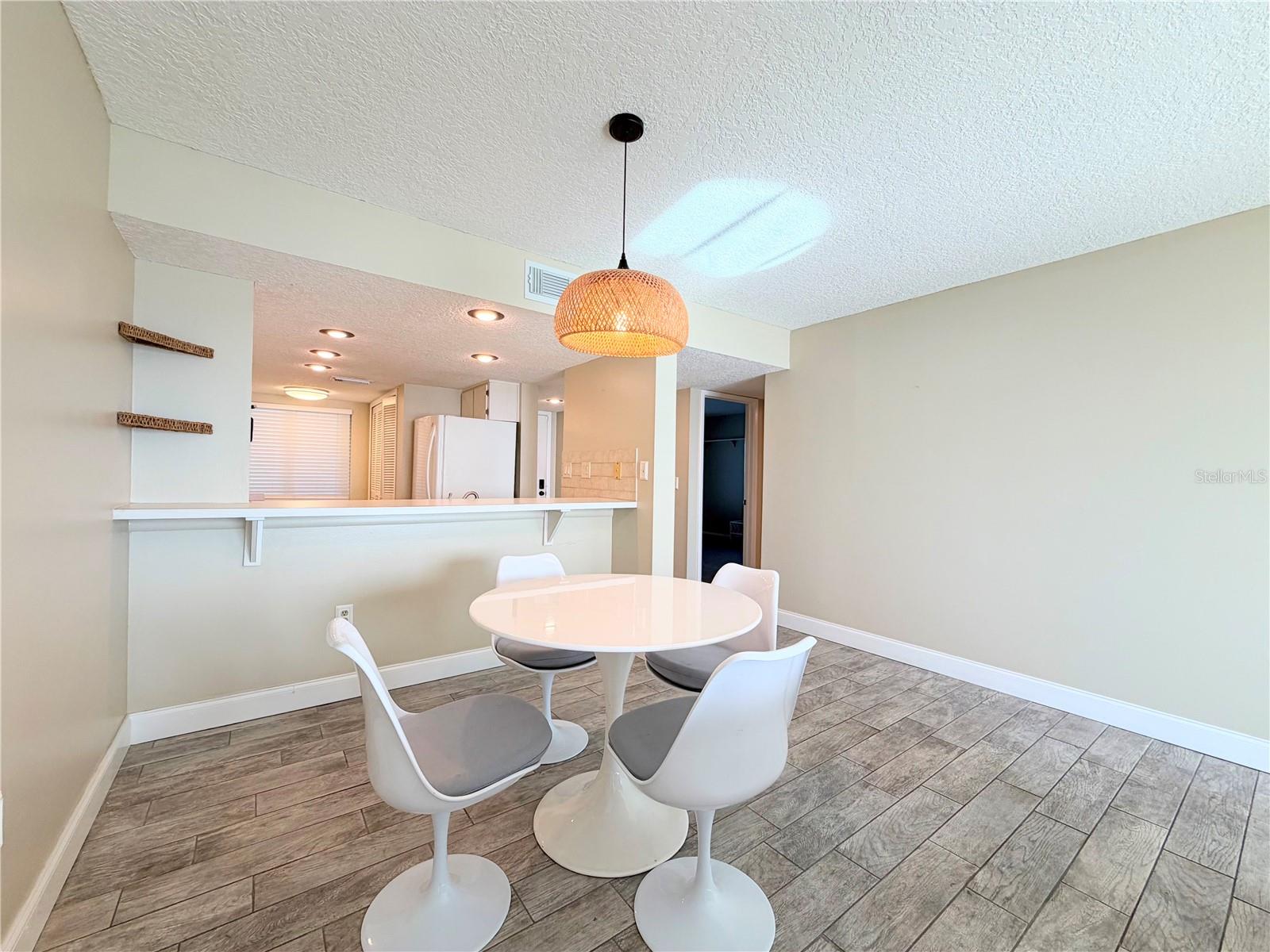 Image 7 of 15 For 4550 Bay Boulevard 1224