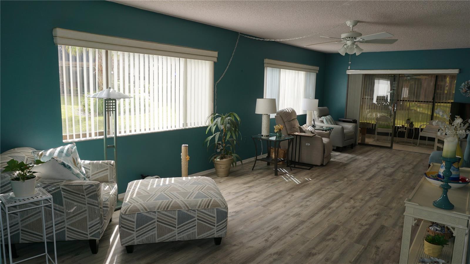 Image 12 of 37 For 12903 Wedgewood Way A