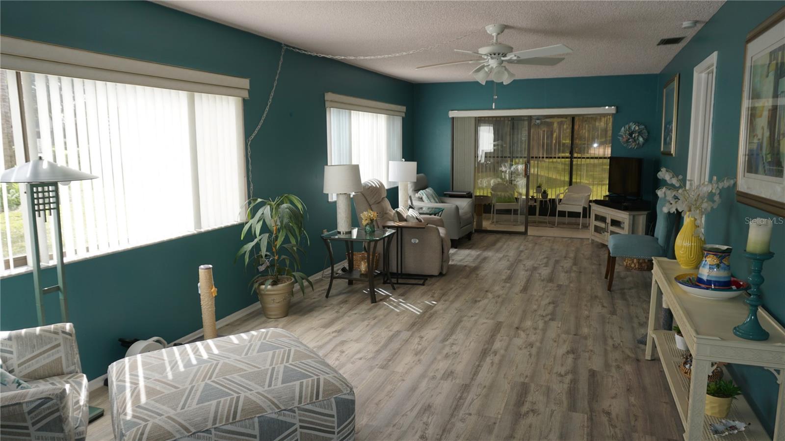 Image 13 of 37 For 12903 Wedgewood Way A