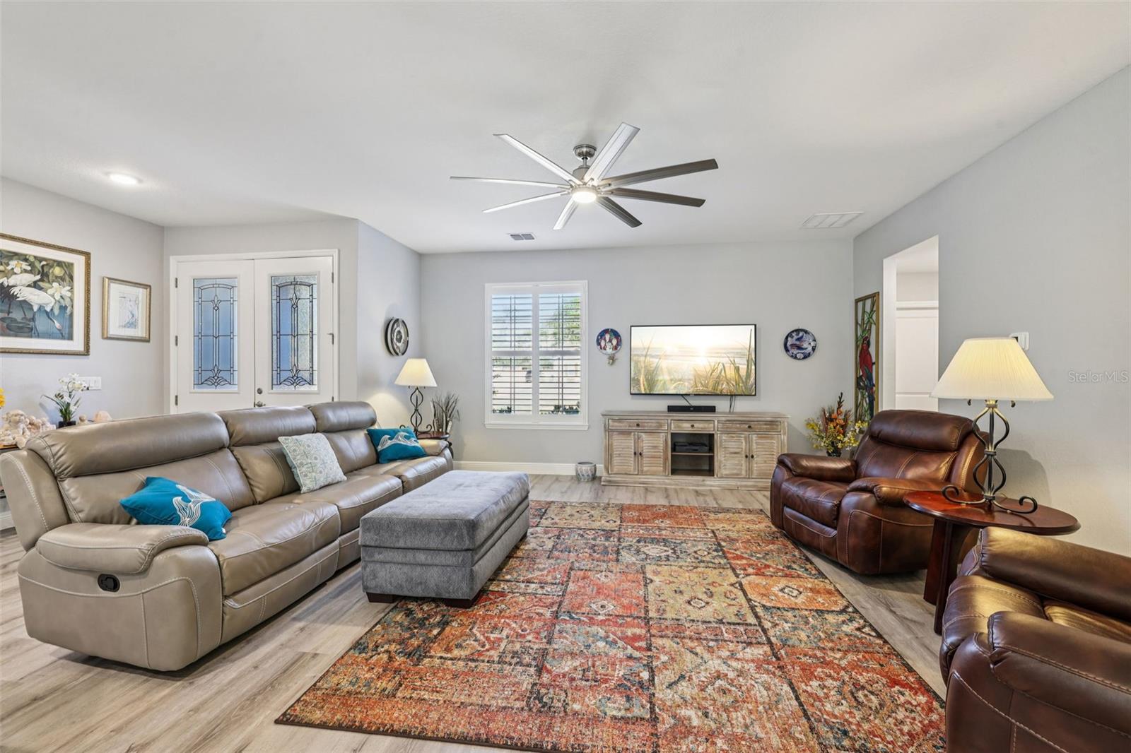 Image 10 of 66 For 11112 Rostock Road