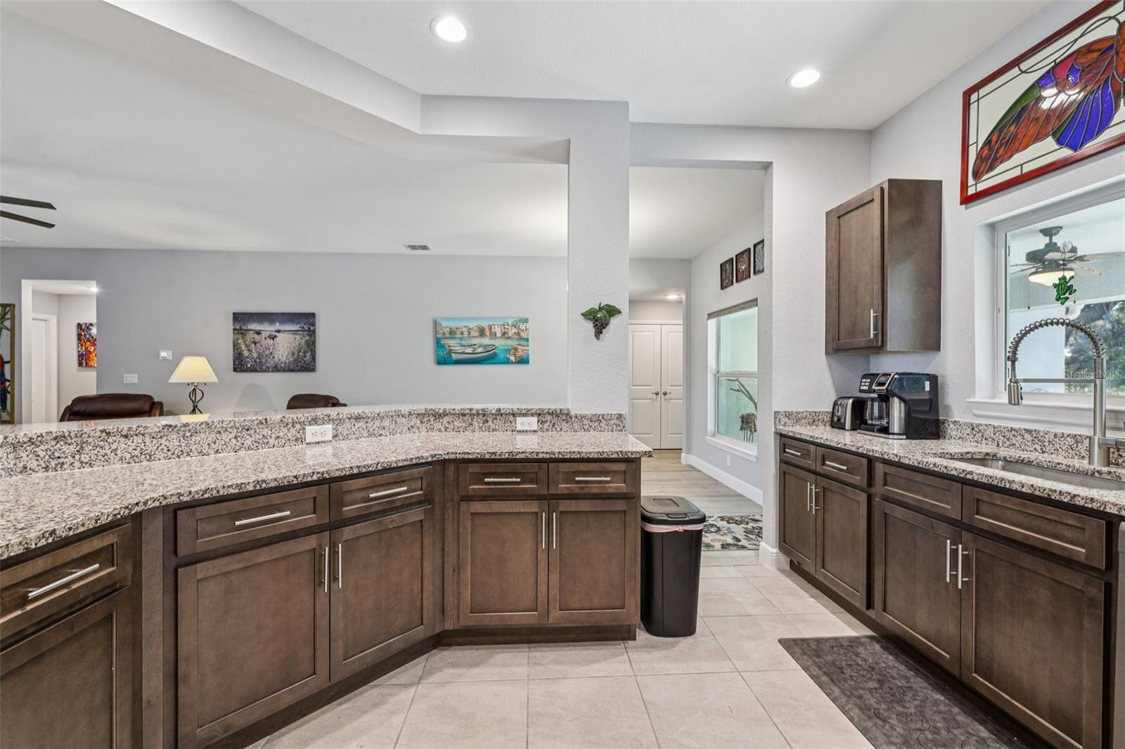 Image 17 of 66 For 11112 Rostock Road