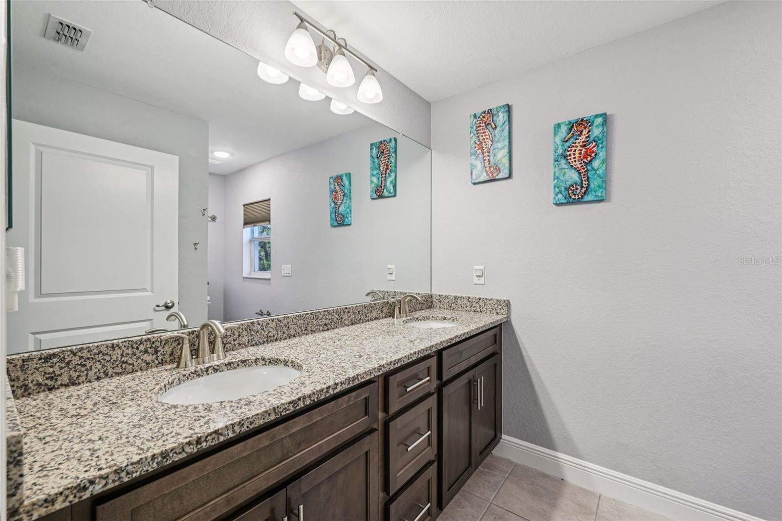 Image 36 of 66 For 11112 Rostock Road