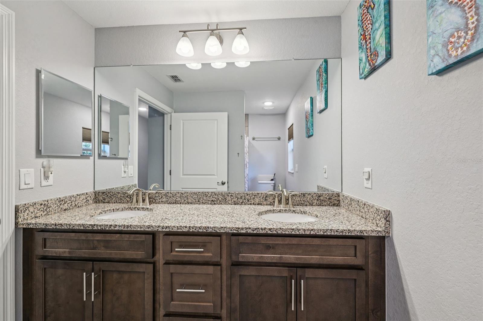 Image 38 of 66 For 11112 Rostock Road