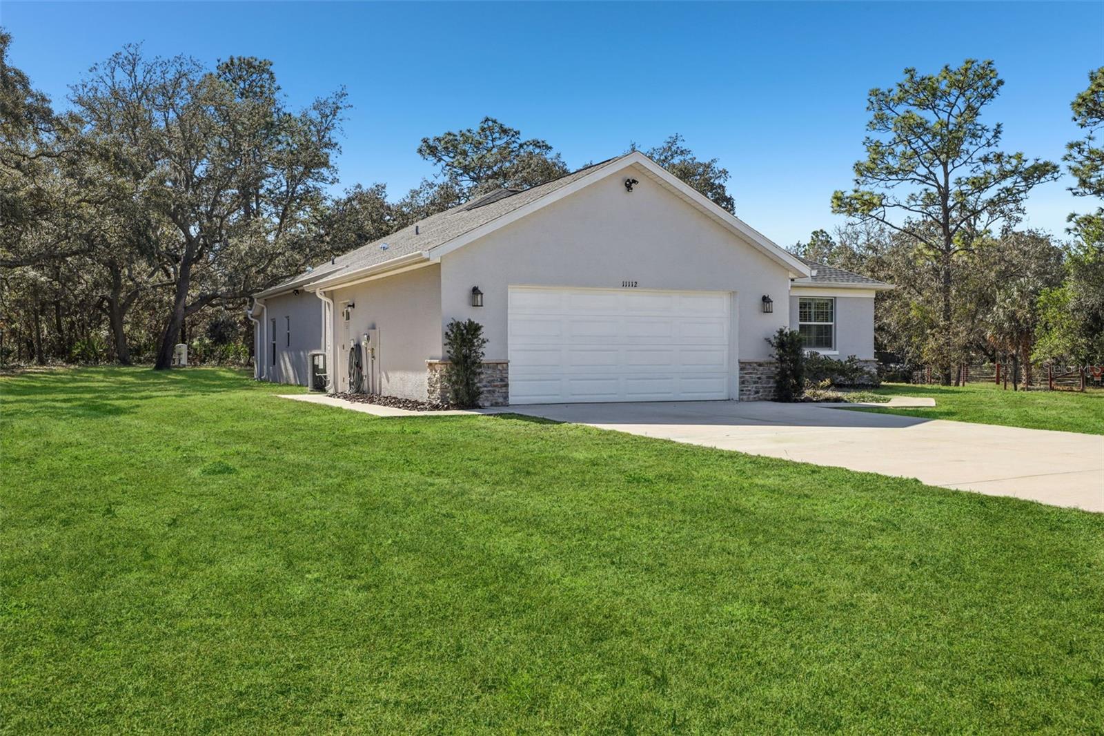 Image 61 of 66 For 11112 Rostock Road