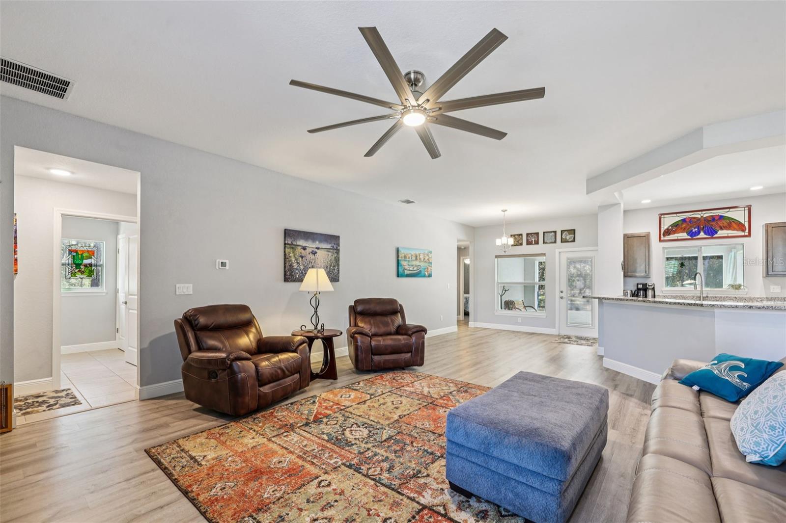 Image 7 of 66 For 11112 Rostock Road