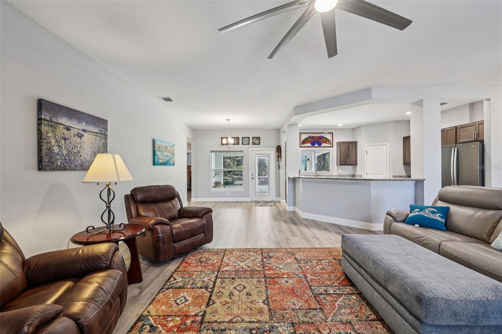 Image 9 of 66 For 11112 Rostock Road