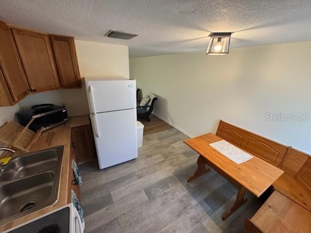 Image 4 of 11 For 5842 Louisiana Avenue