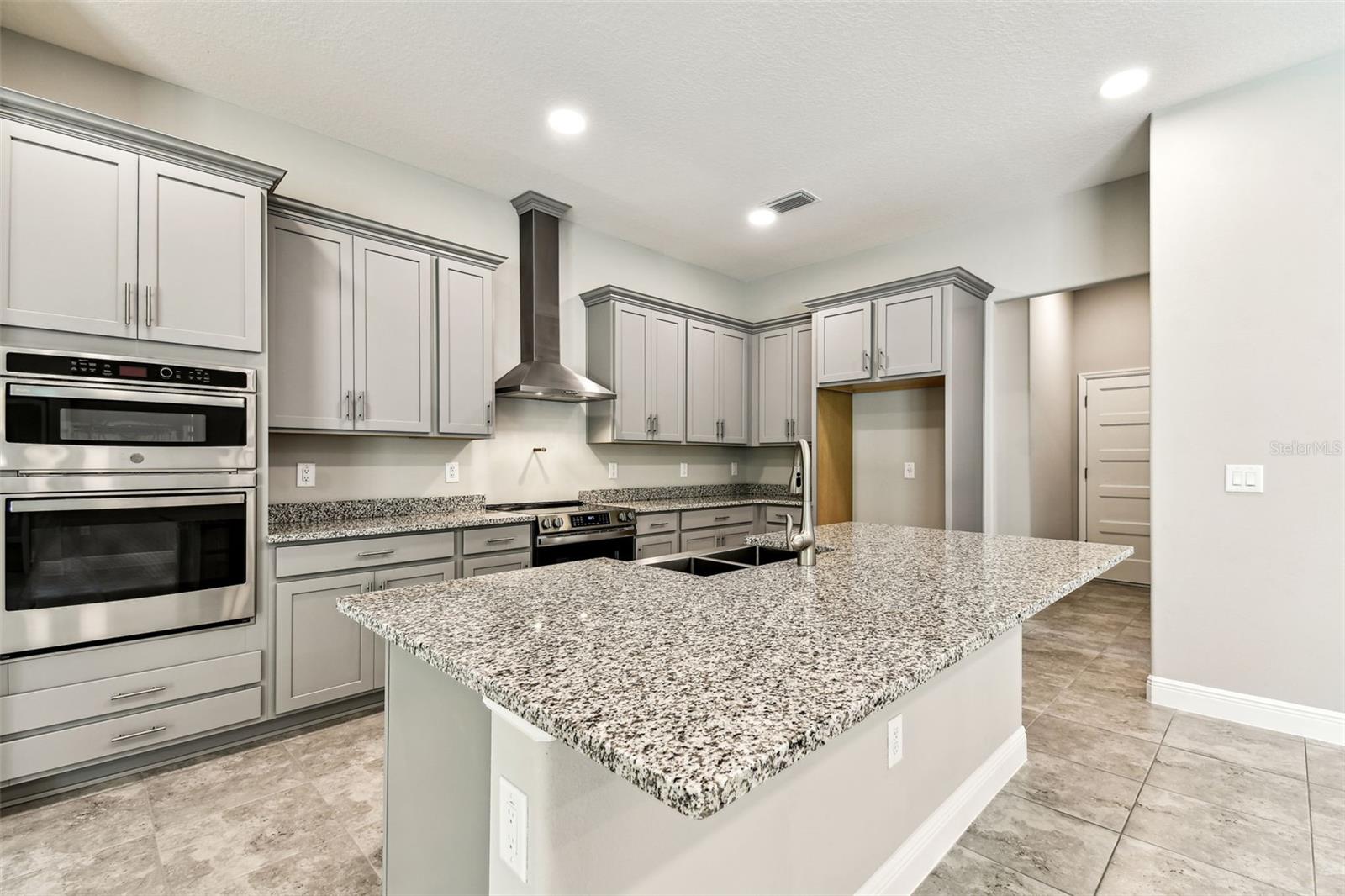 Image 5 of 13 For 12487 Hooker Road