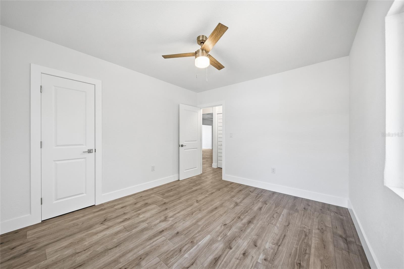 Image 14 of 34 For 204 22nd Street W