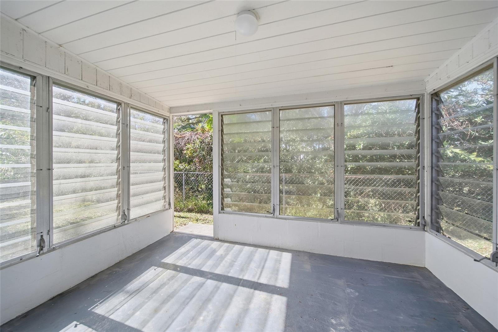Image 19 of 34 For 204 22nd Street W