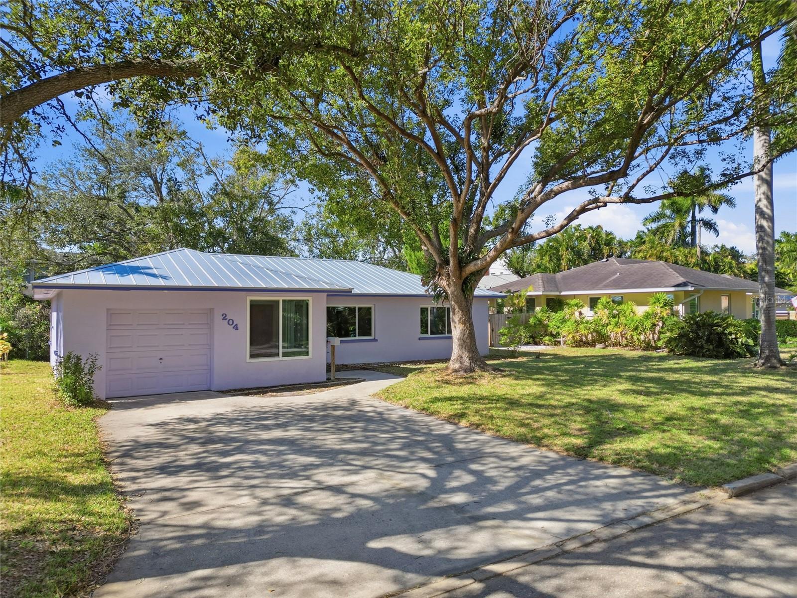 Image 24 of 34 For 204 22nd Street W