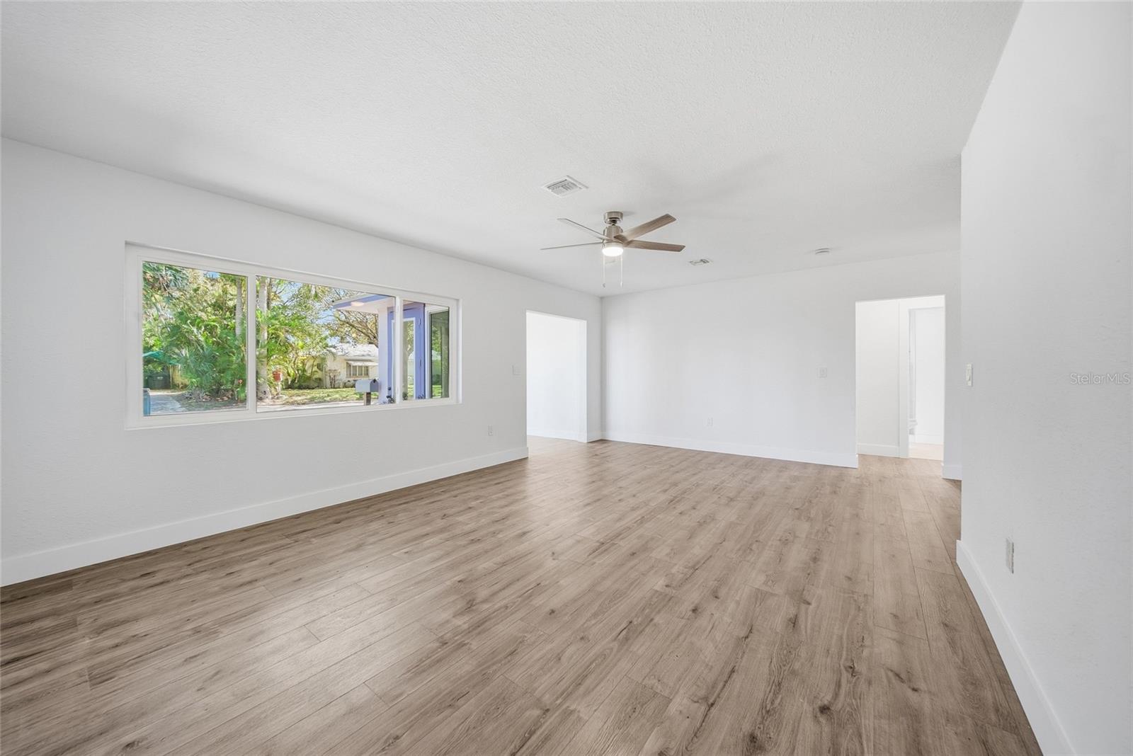 Image 6 of 34 For 204 22nd Street W