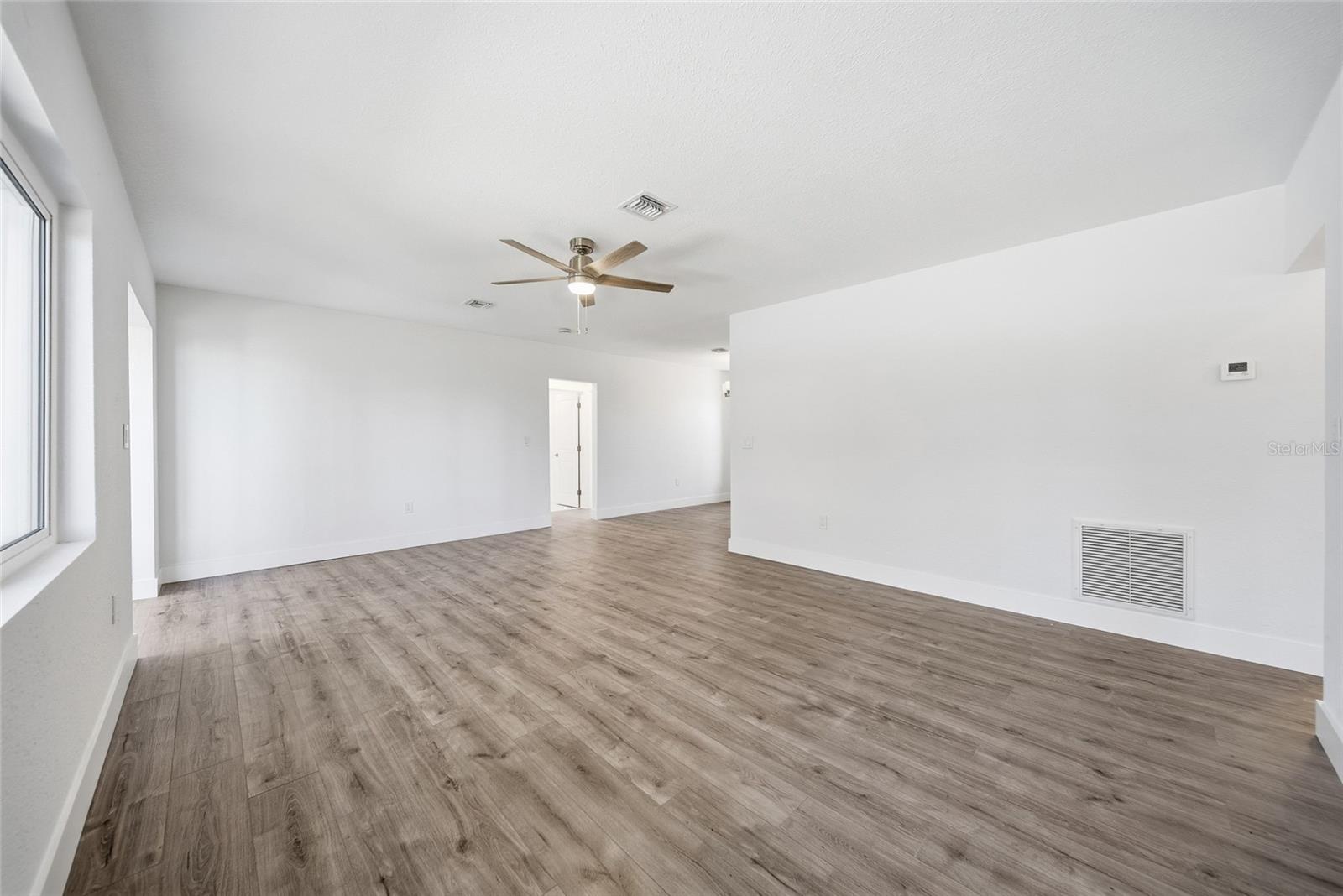 Image 9 of 34 For 204 22nd Street W