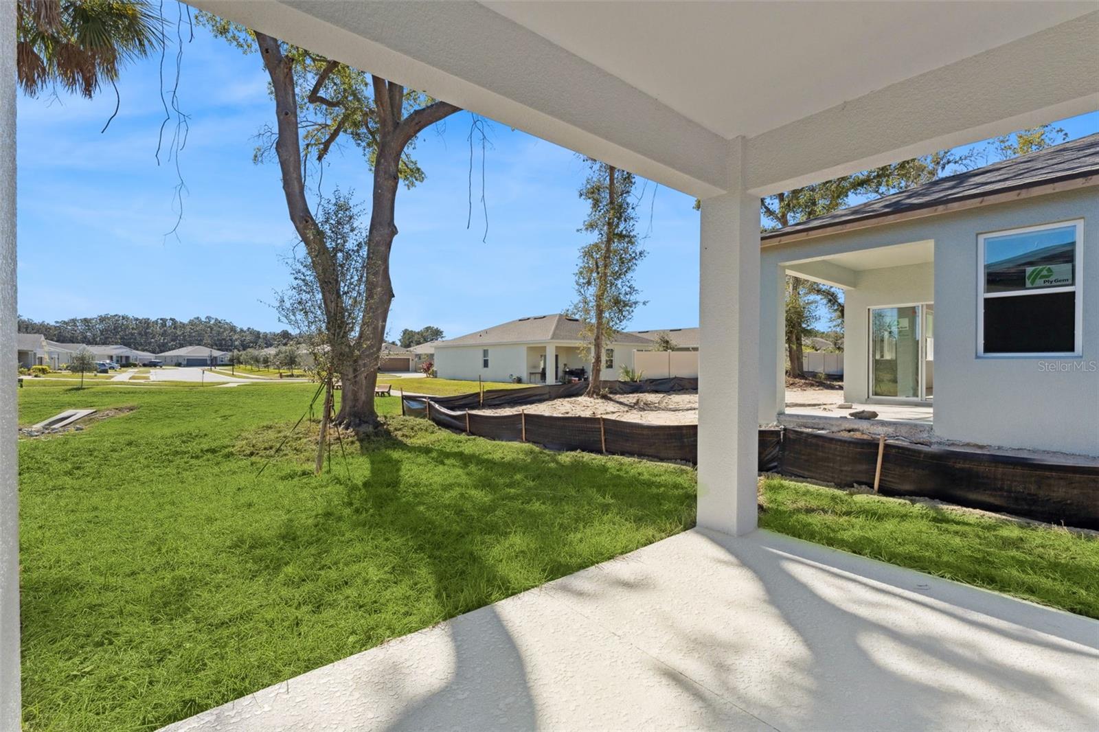 Image 17 of 24 For 770 Emerald Grove Drive