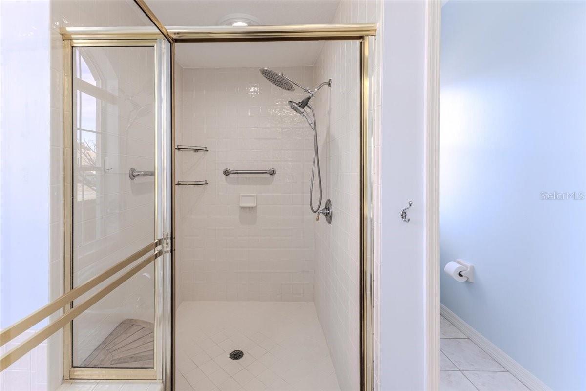 Image 22 of 70 For 9416 Ashley Drive