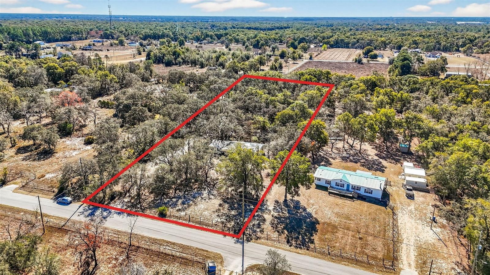 Image 4 of 15 For 16624 Helen K Drive