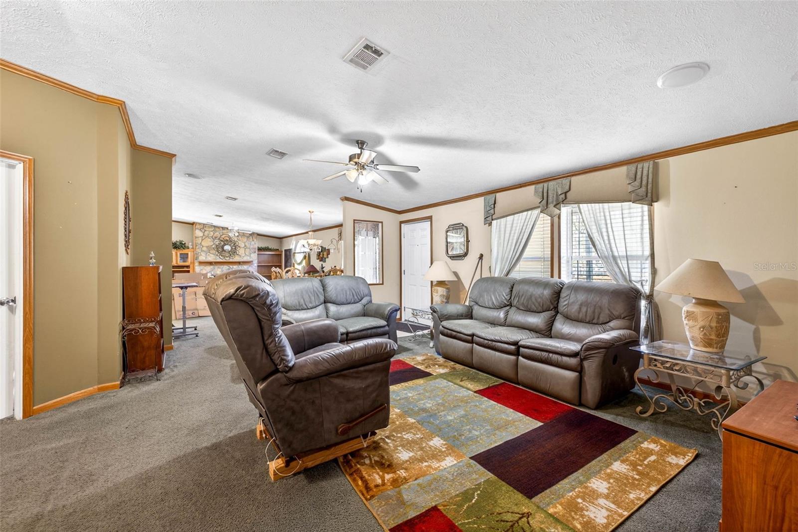 Image 5 of 15 For 16624 Helen K Drive