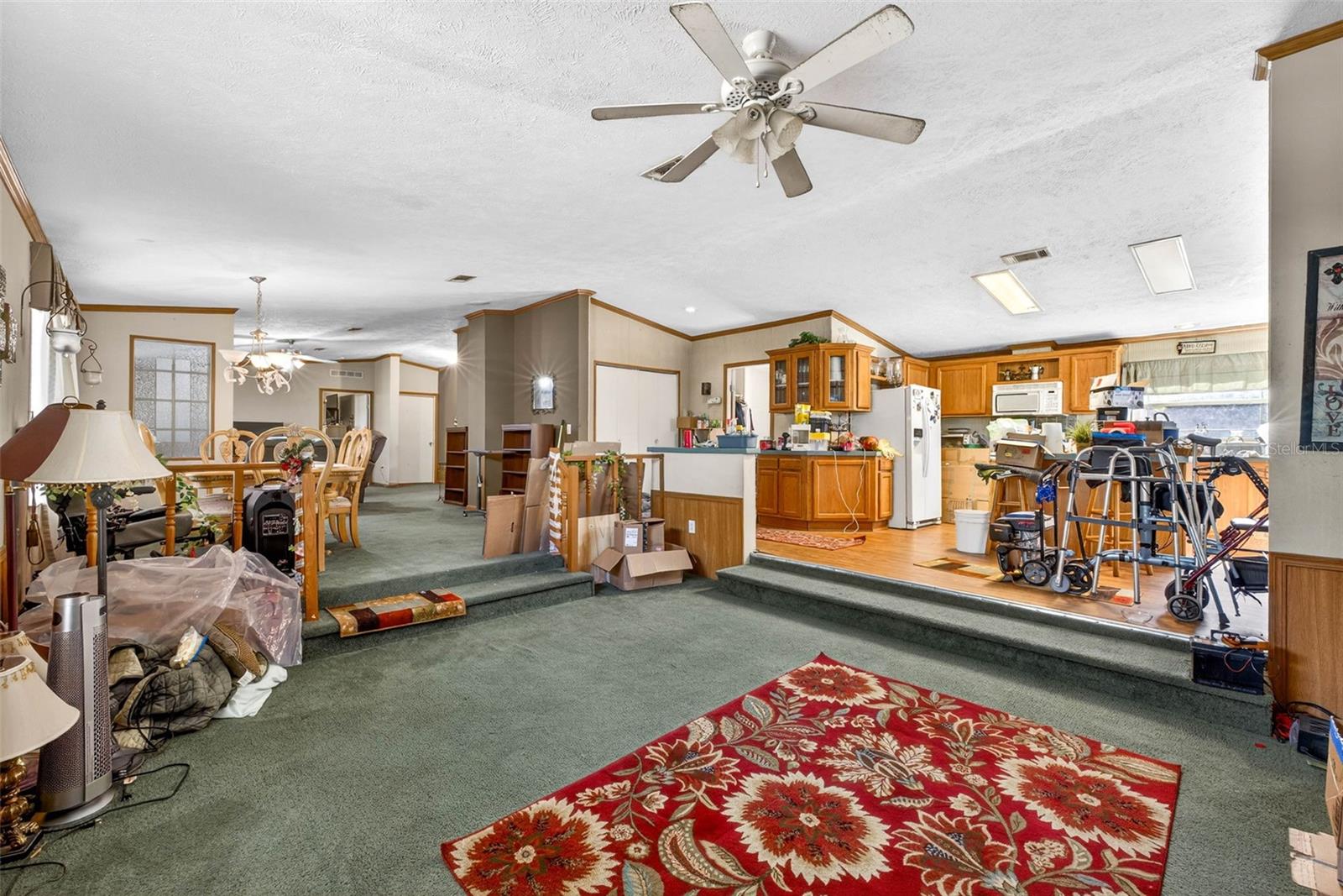 Image 6 of 15 For 16624 Helen K Drive