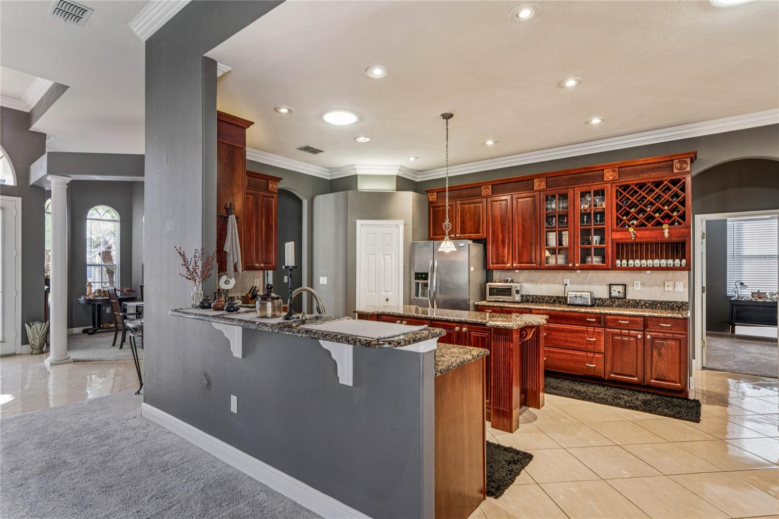 Image 12 of 77 For 275 Planter Road