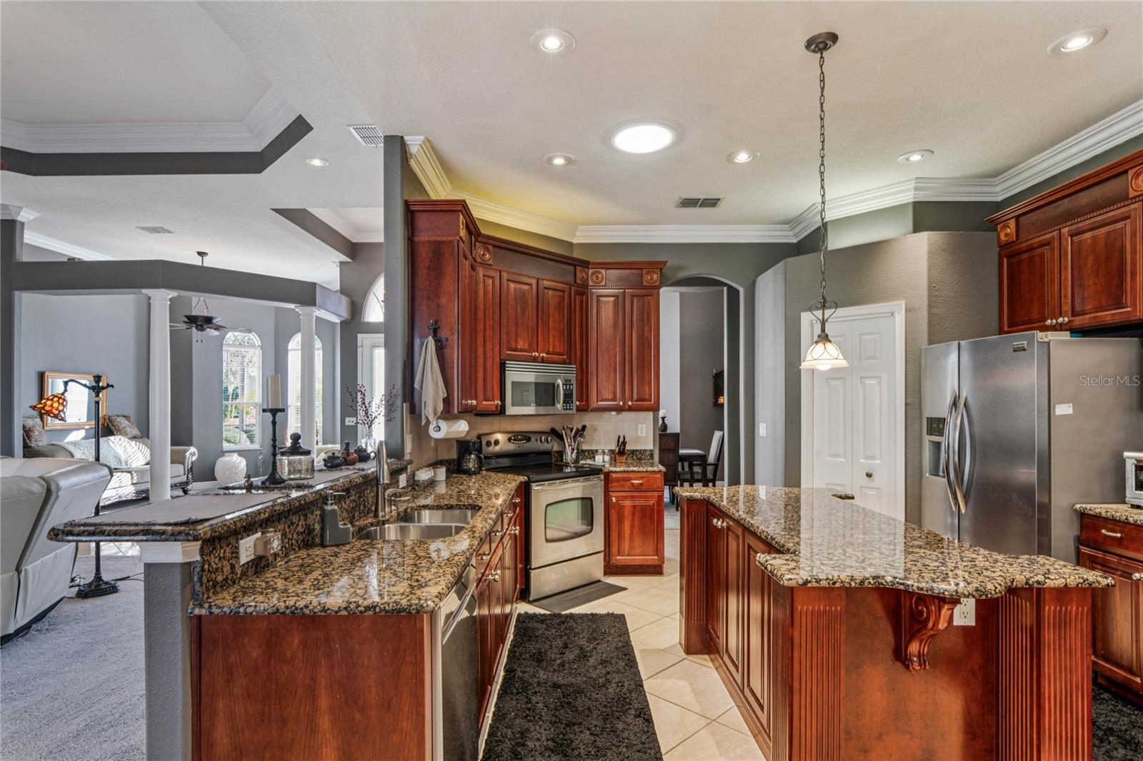 Image 14 of 77 For 275 Planter Road