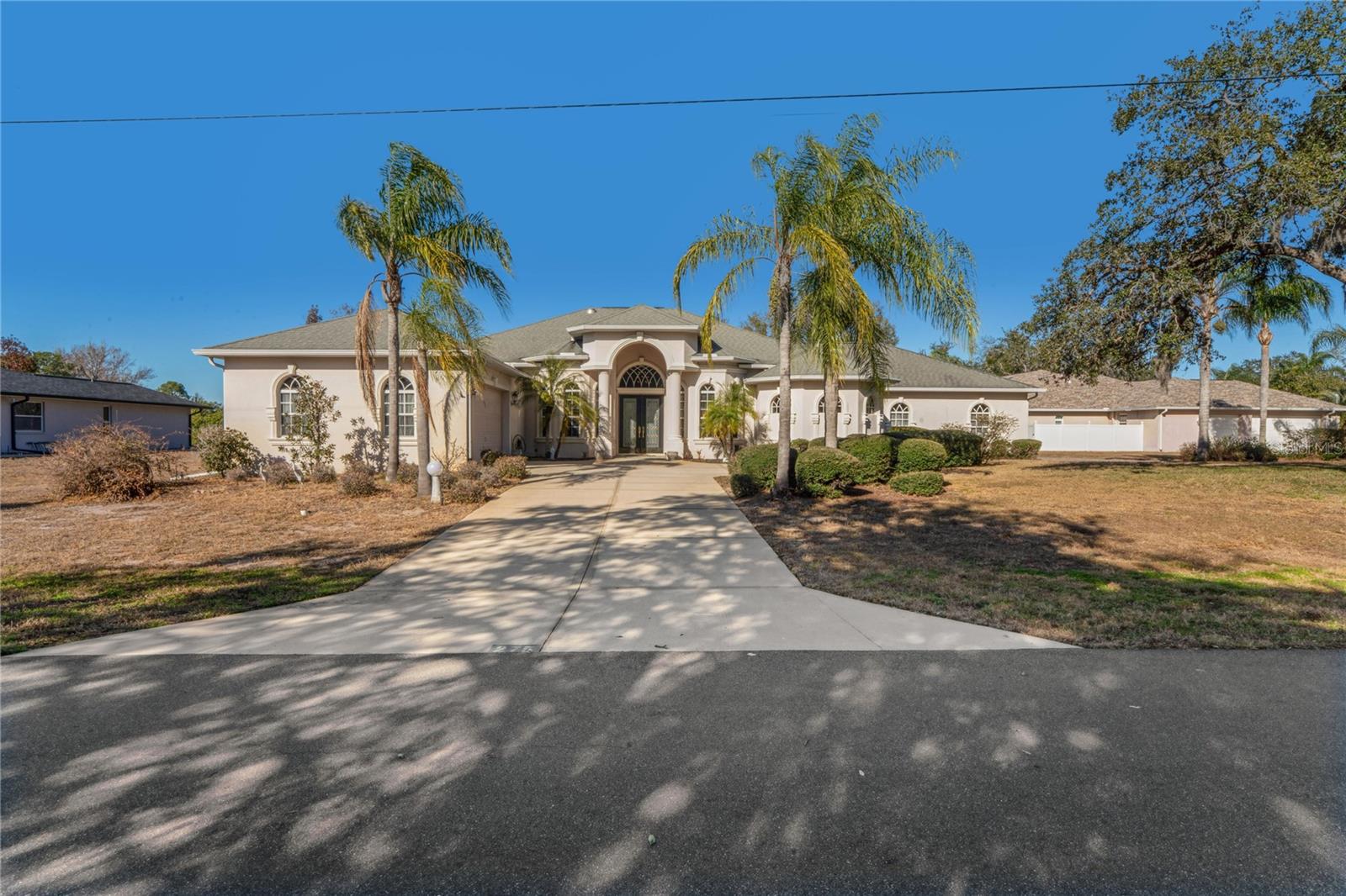 Image 2 of 77 For 275 Planter Road