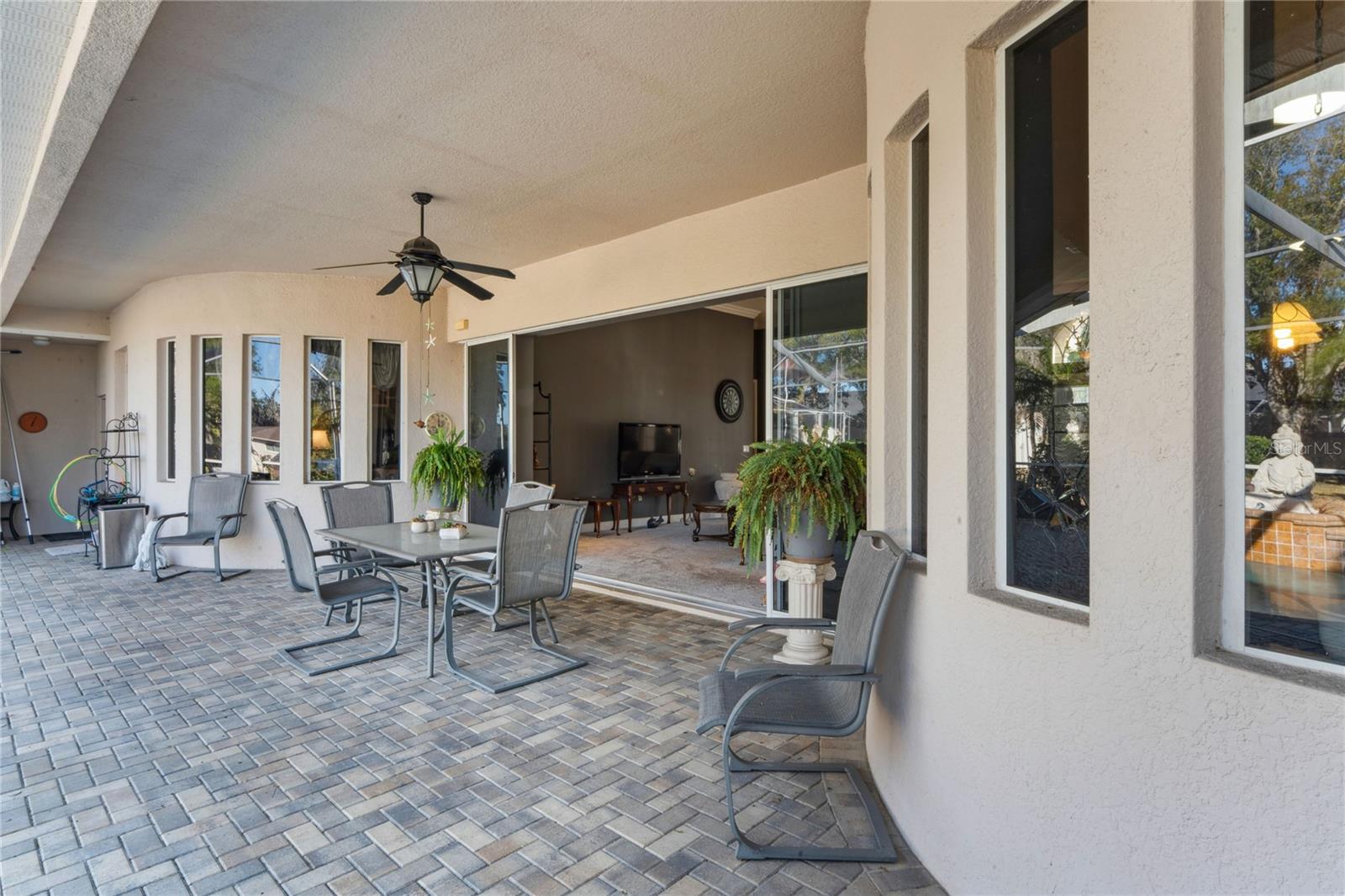 Image 48 of 77 For 275 Planter Road