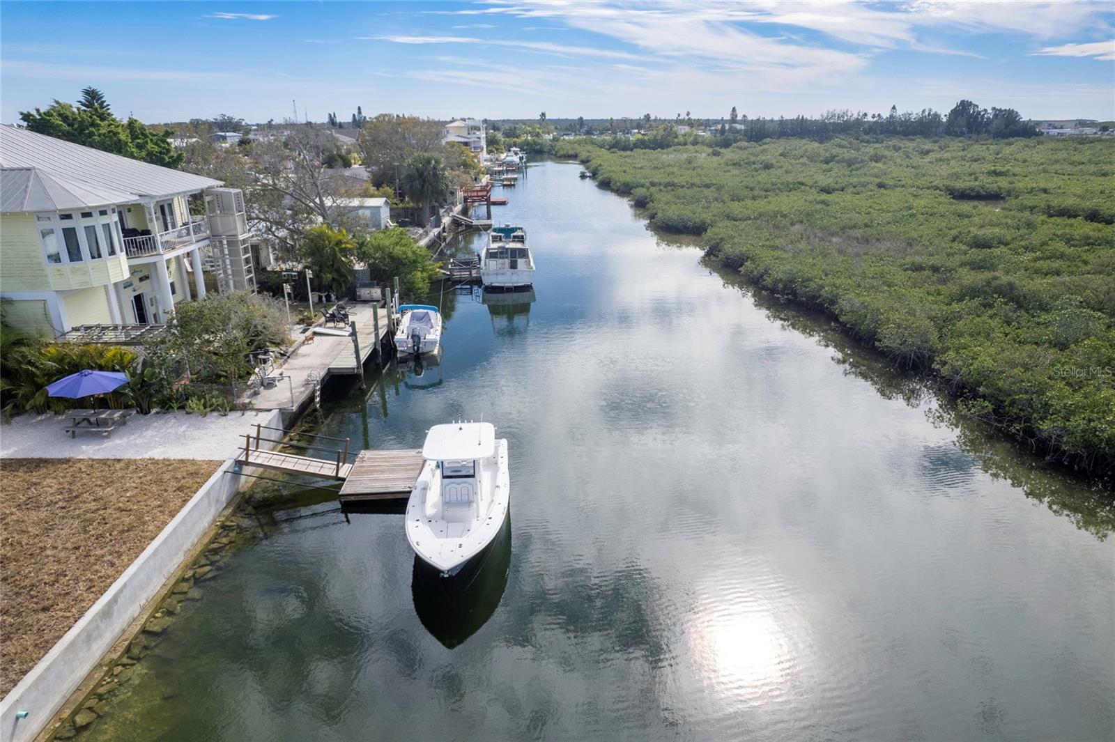 Image 25 of 51 For 13411 Starfish Drive