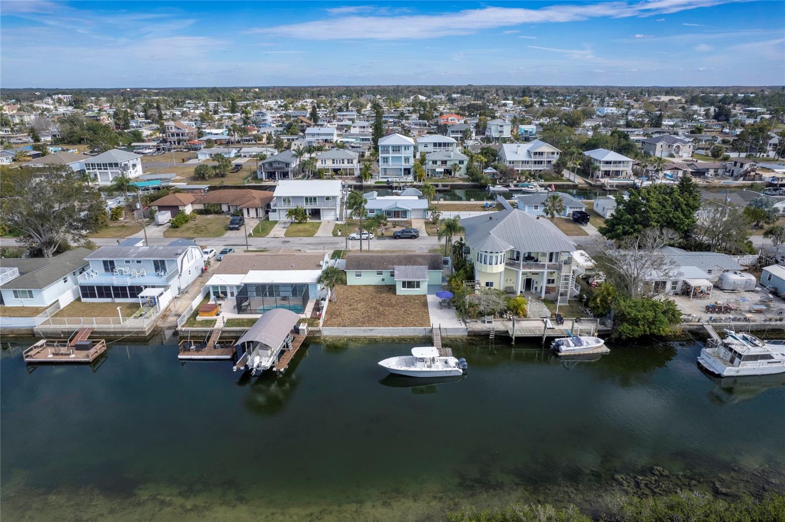 Image 28 of 51 For 13411 Starfish Drive