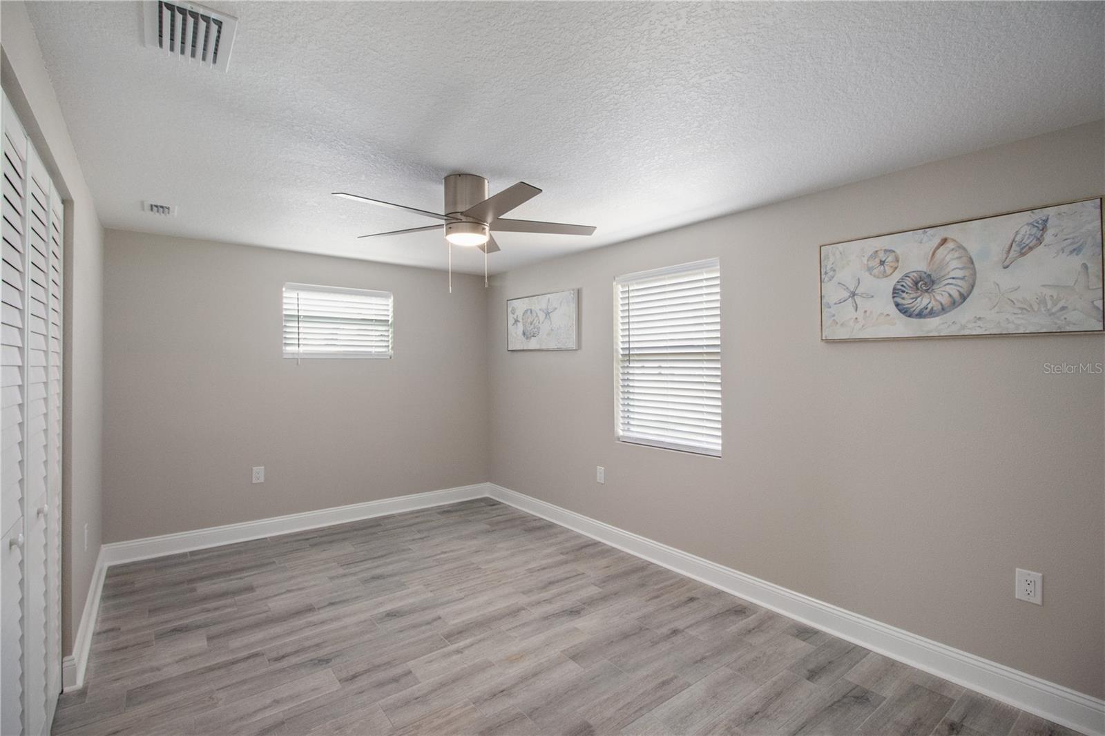 Image 33 of 51 For 13411 Starfish Drive