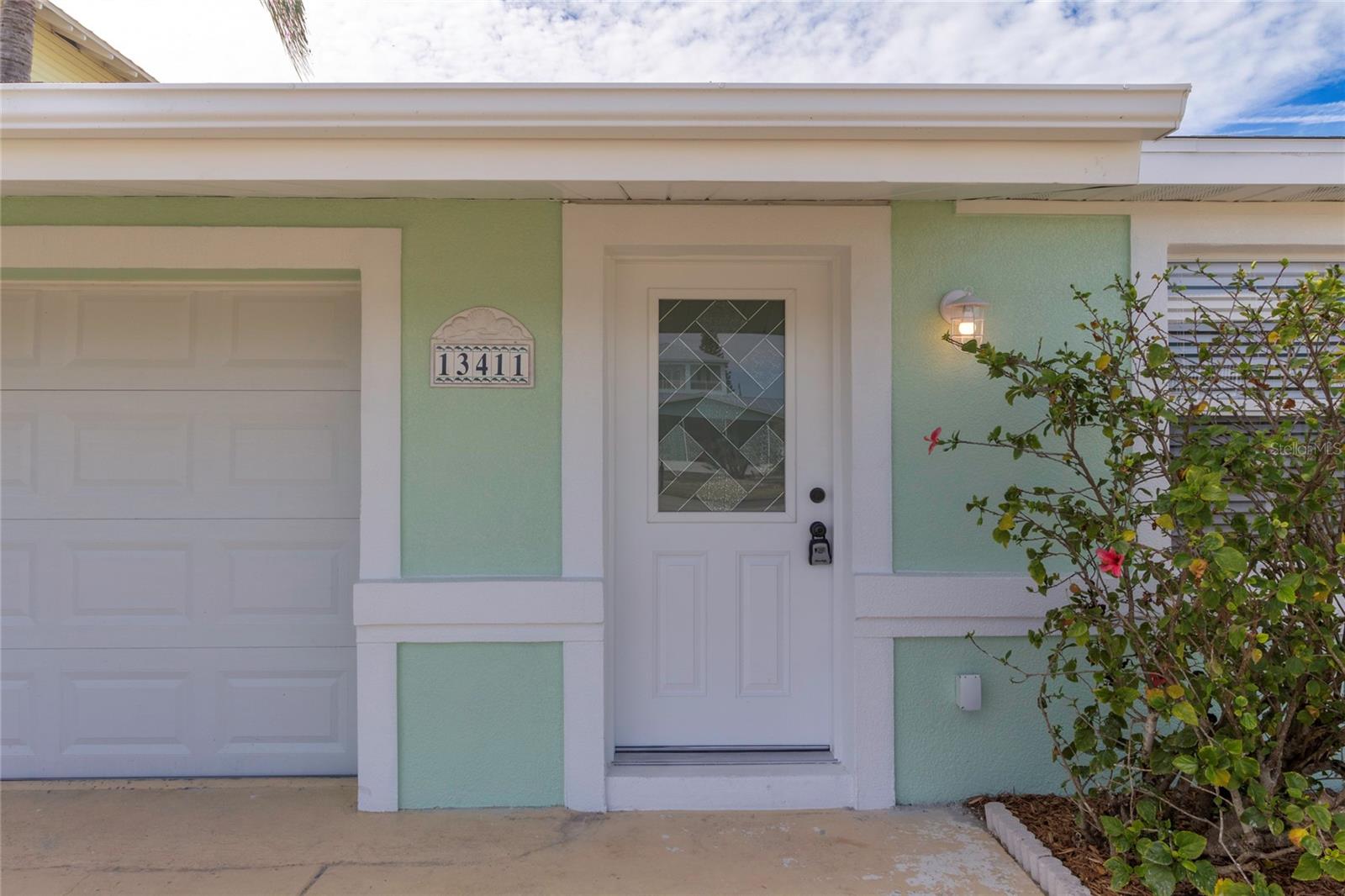 Image 4 of 51 For 13411 Starfish Drive