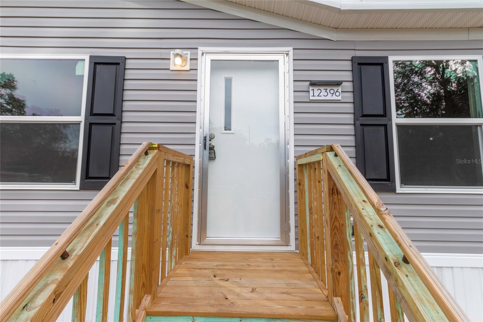 Image 9 of 33 For 12396 Hicks Road