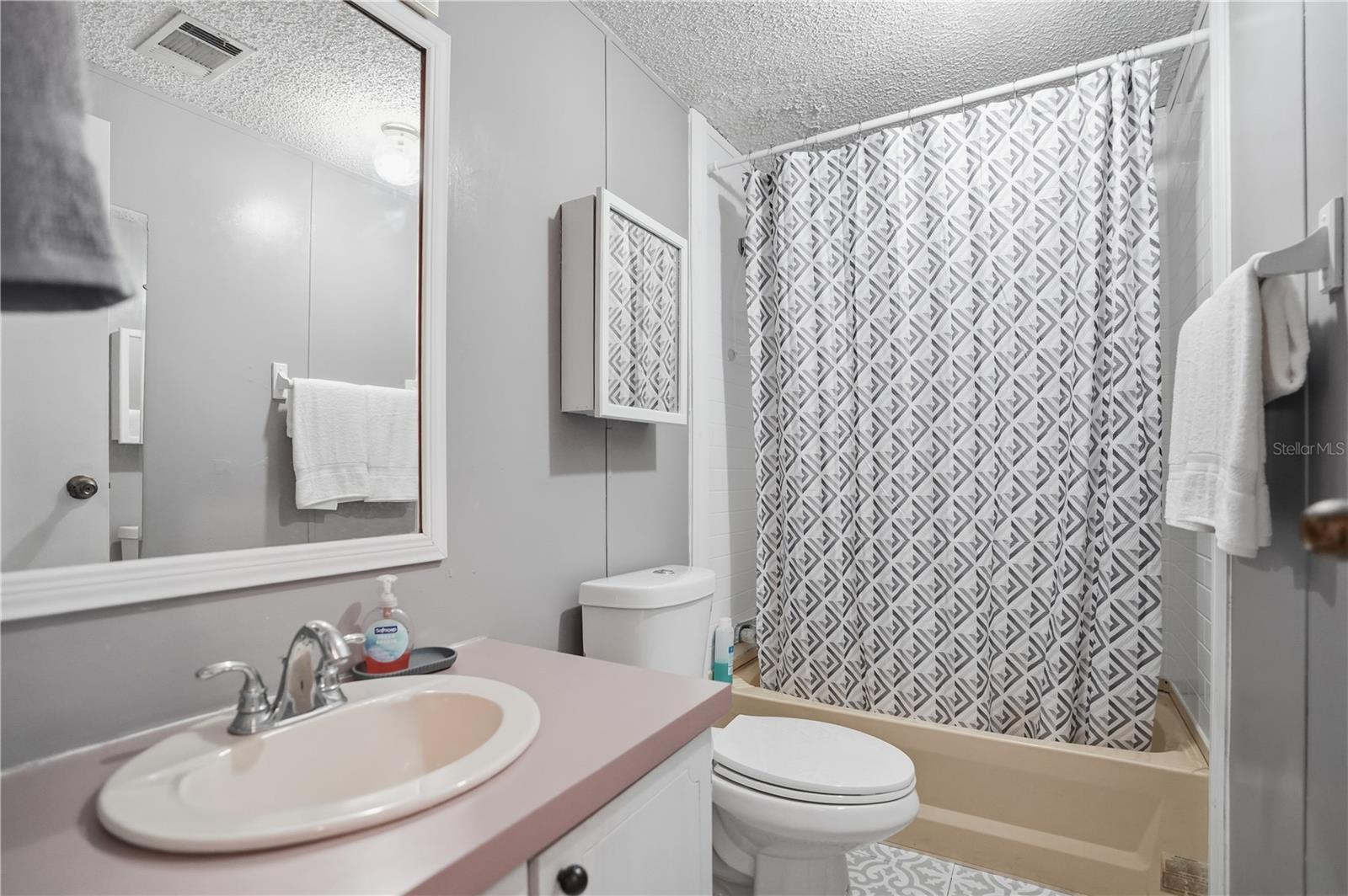 Image 14 of 28 For 2757 Kingswood Circle