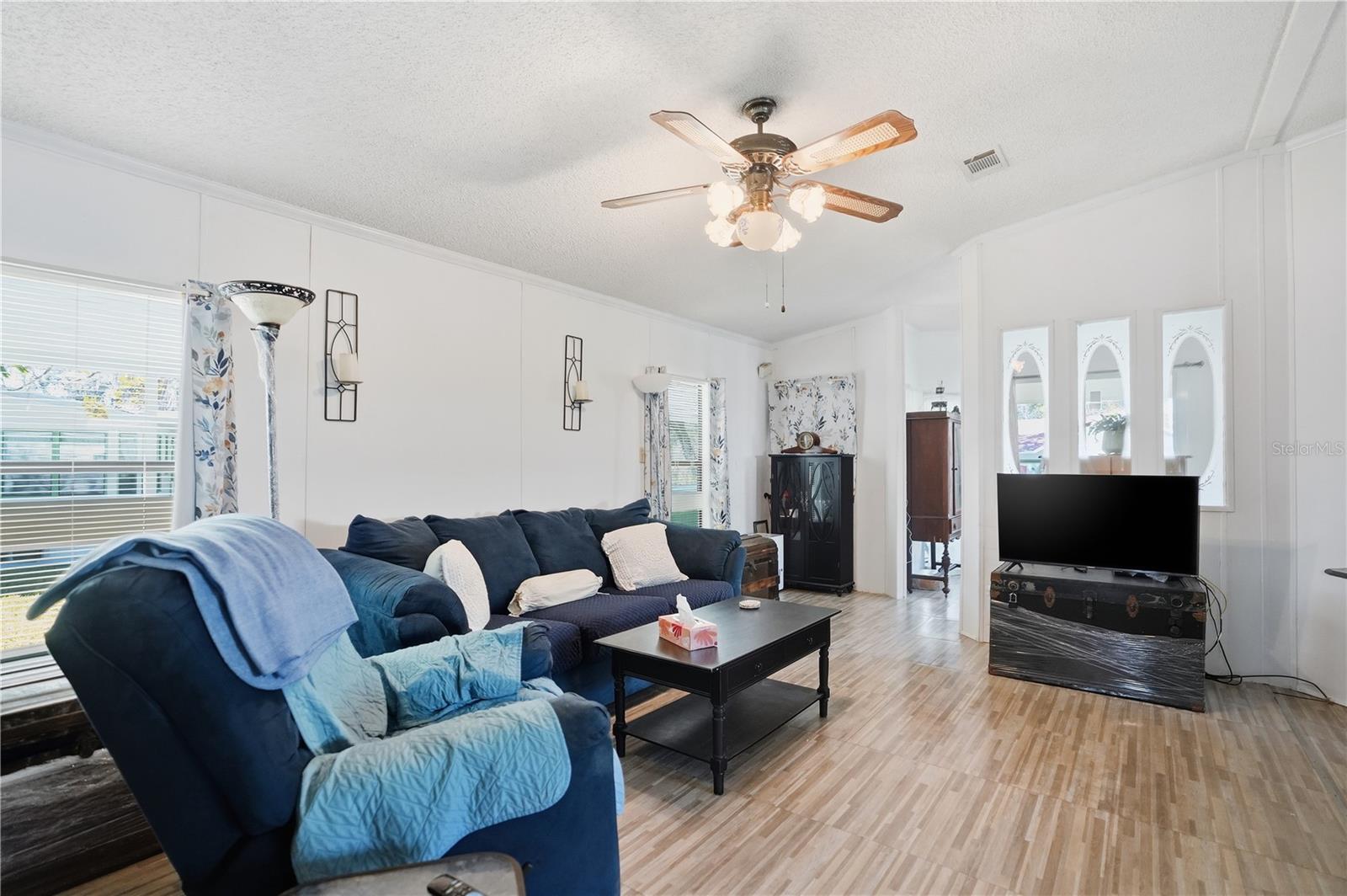 Image 6 of 28 For 2757 Kingswood Circle