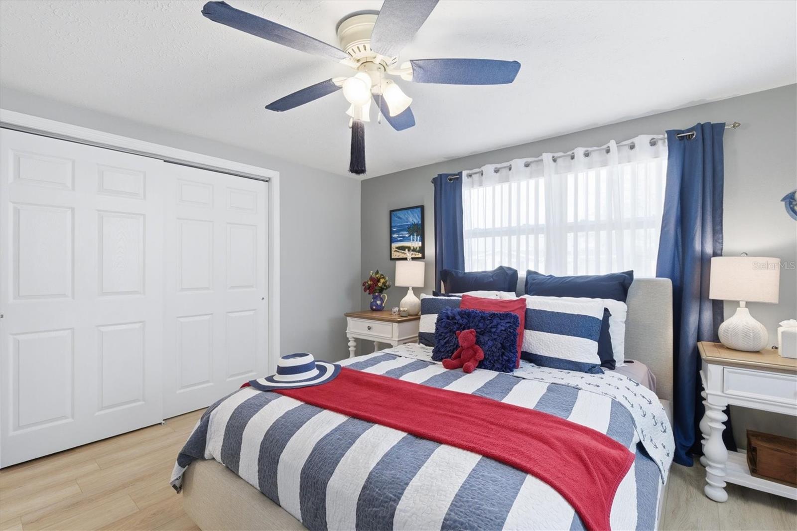 Listing photo id 31 for 13711 Evelane Drive