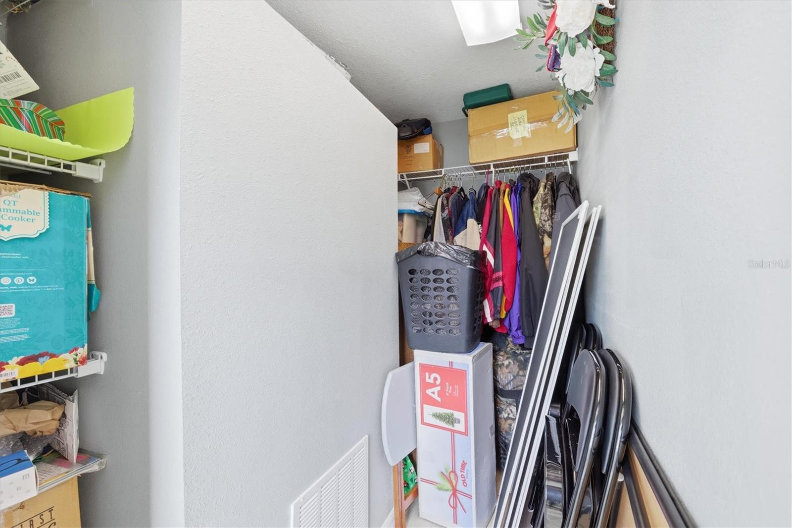 Listing photo id 39 for 13711 Evelane Drive