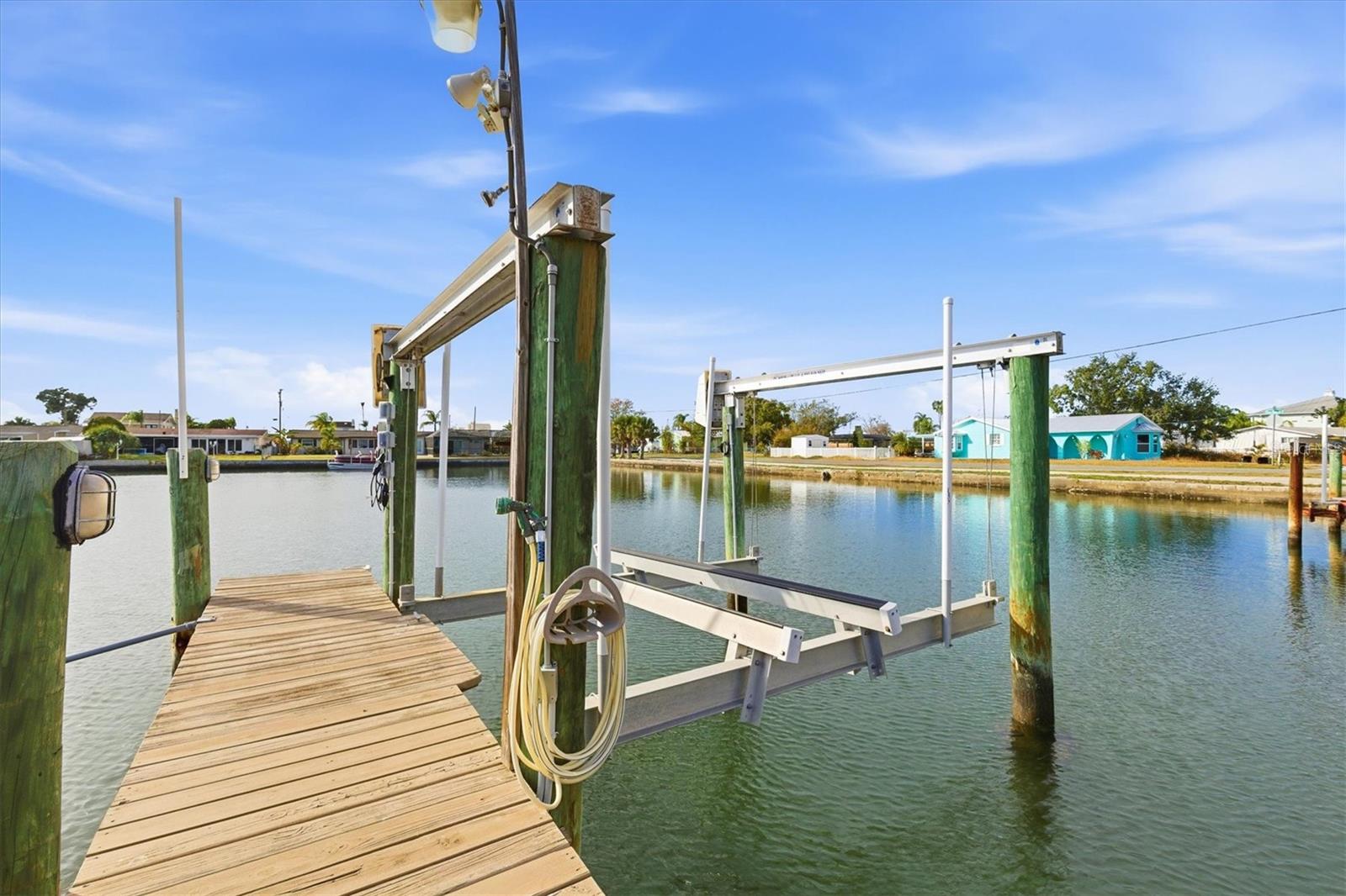 Listing photo id 49 for 13711 Evelane Drive