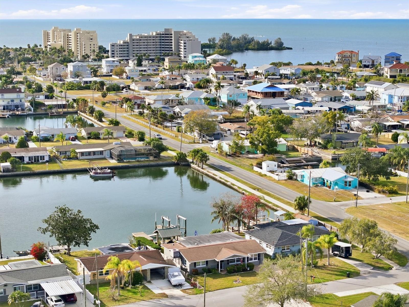 Listing photo id 56 for 13711 Evelane Drive