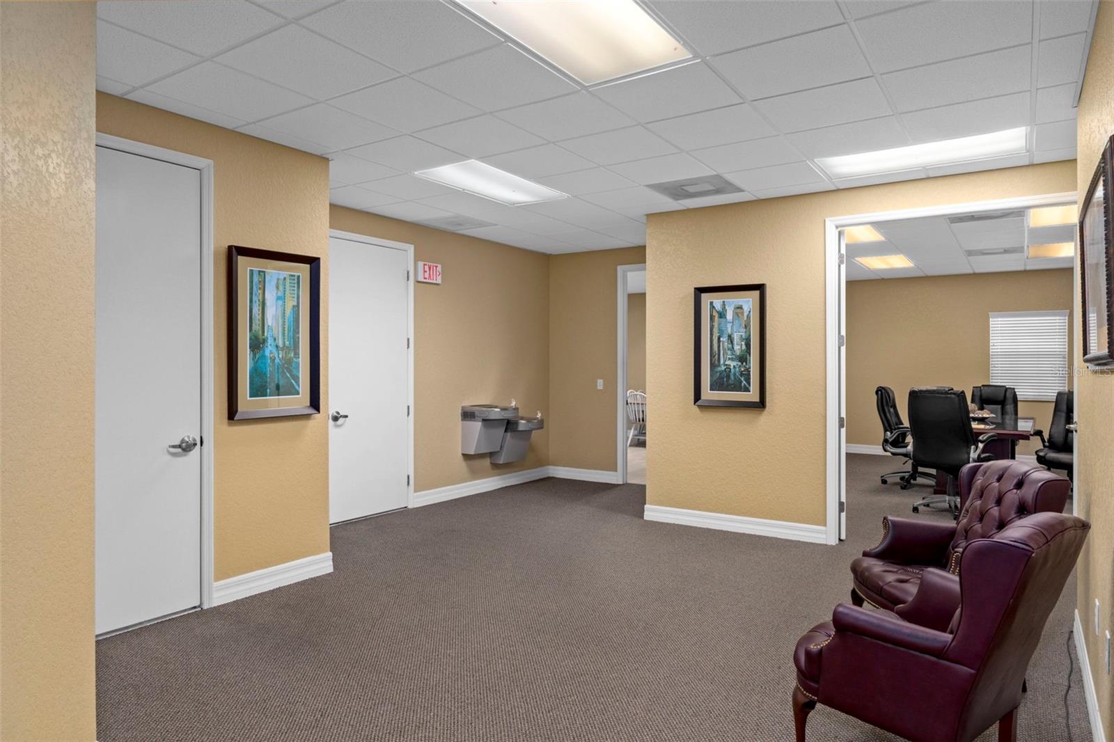 Image 17 of 41 For 8352 Forest Oaks Boulevard