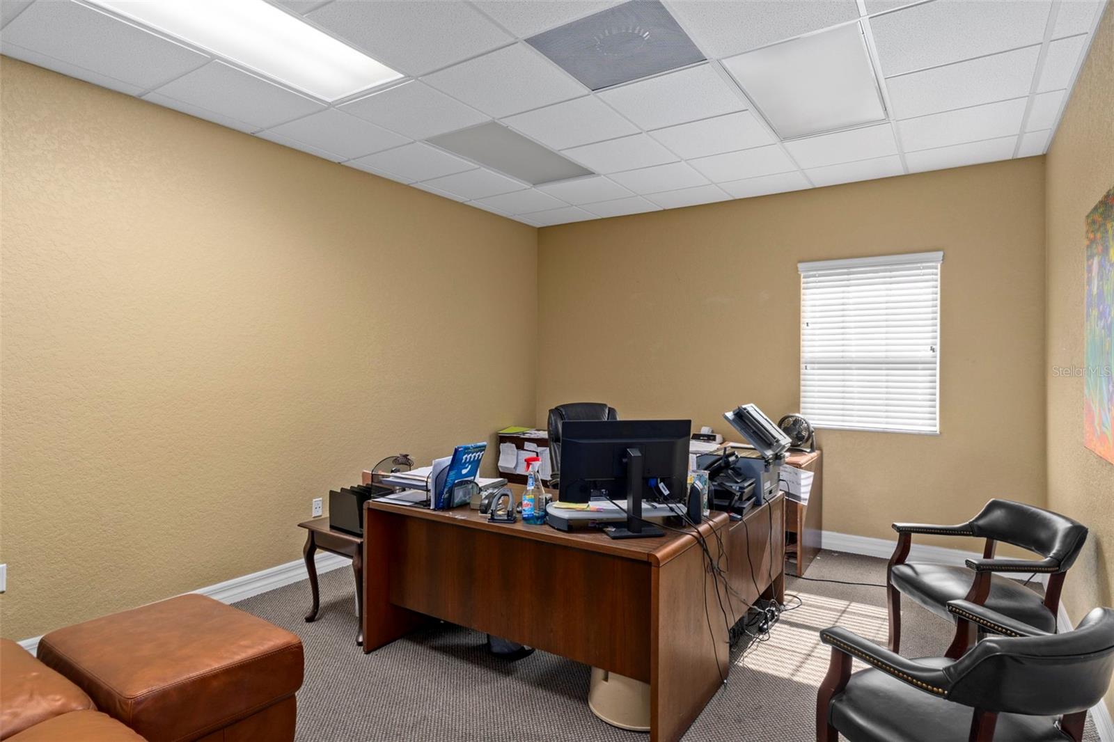 Image 19 of 41 For 8352 Forest Oaks Boulevard